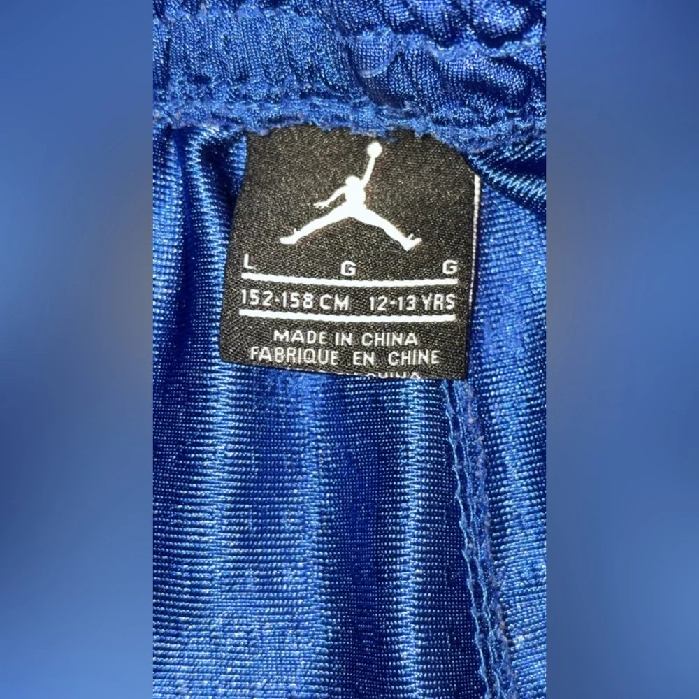 Jordan Essentials Youth Size Large Basketball Shorts Blue W White Logo Athletic - Picture 4 of 8
